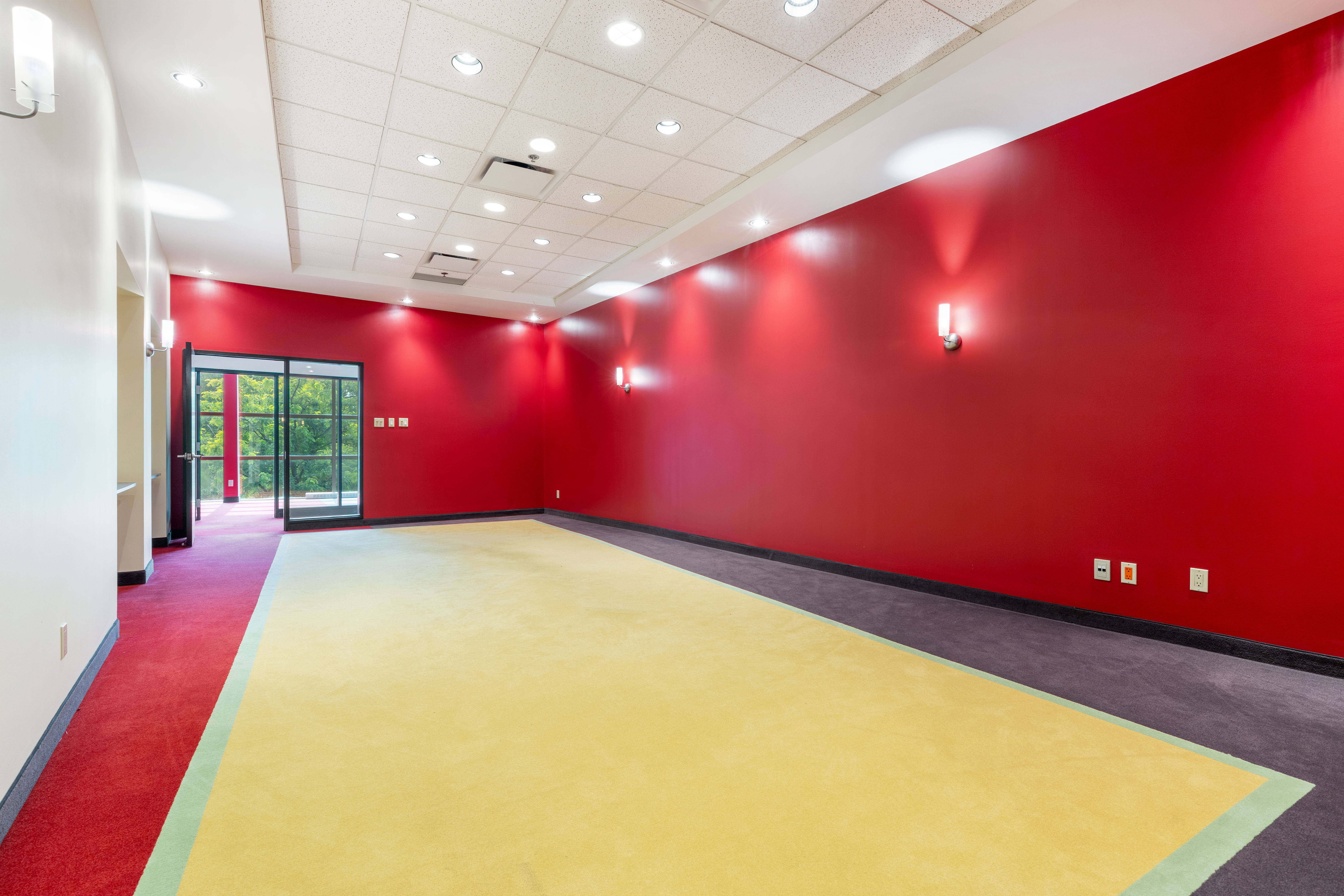 13877 Jean Paul Vincent Local 0877-200 Longueuil.jpg